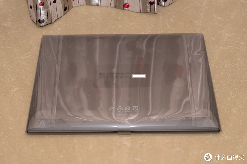 剑走偏锋,通勤福音——LG gram 17Z990超大屏轻薄笔记本体验