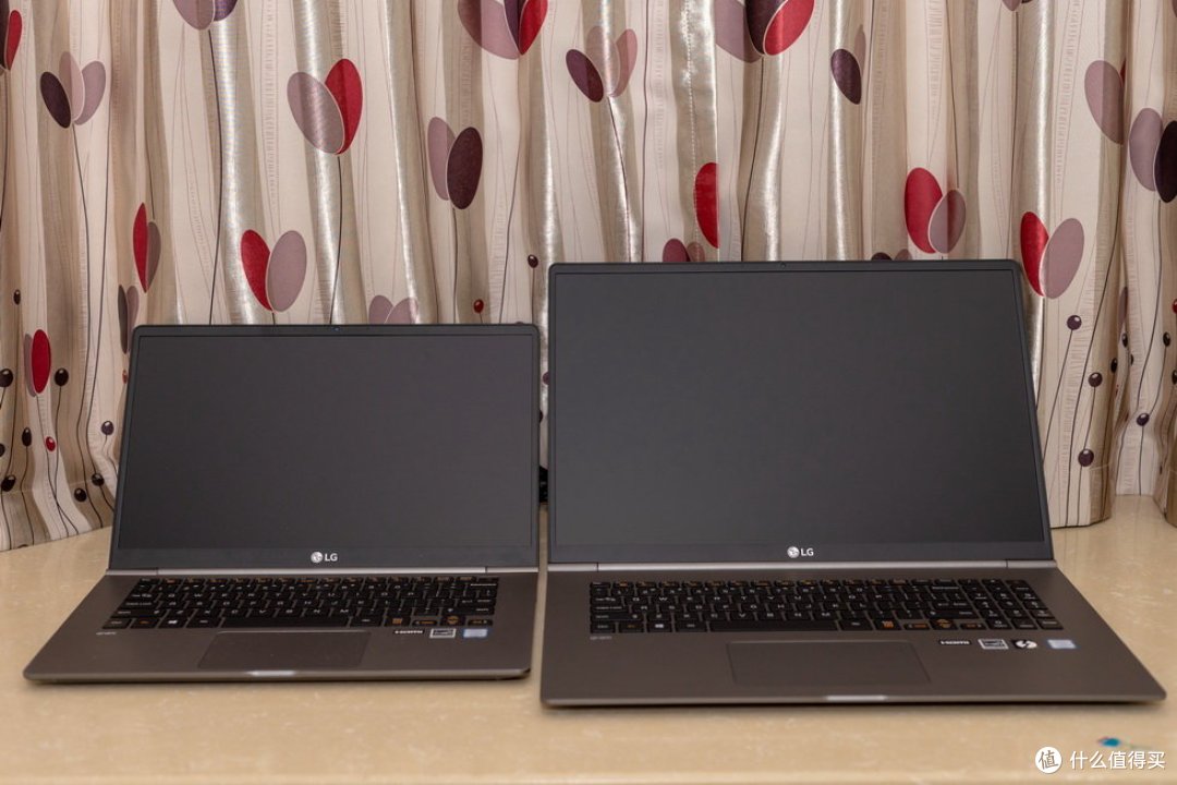 剑走偏锋,通勤福音——LG gram 17Z990超大屏轻薄笔记本体验
