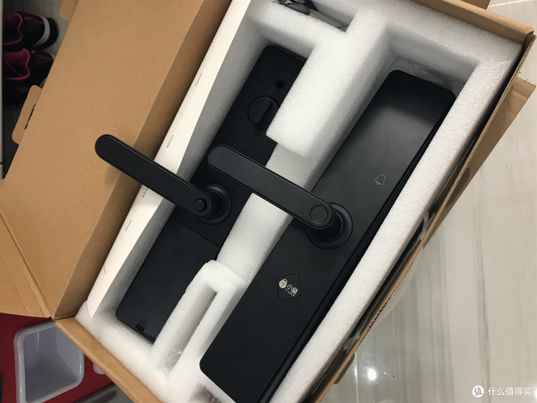 总嫌带钥匙麻烦?来看看小益E206,立马让你爱上这款超值的智能锁!
