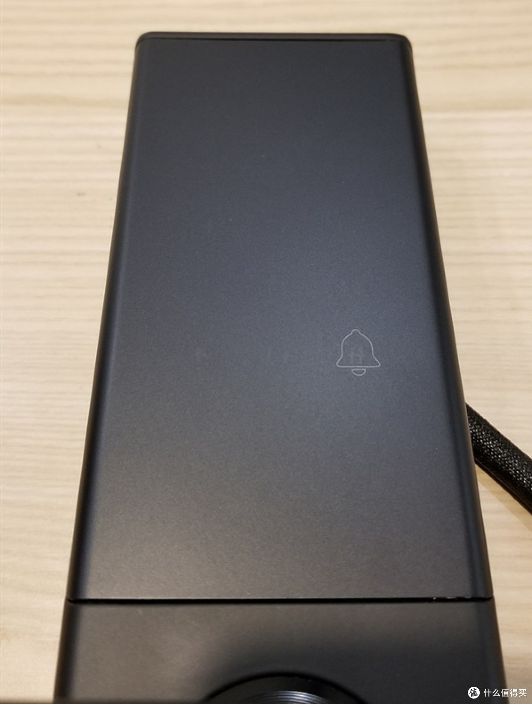 总嫌带钥匙麻烦?来看看小益E206,立马让你爱上这款超值的智能锁!