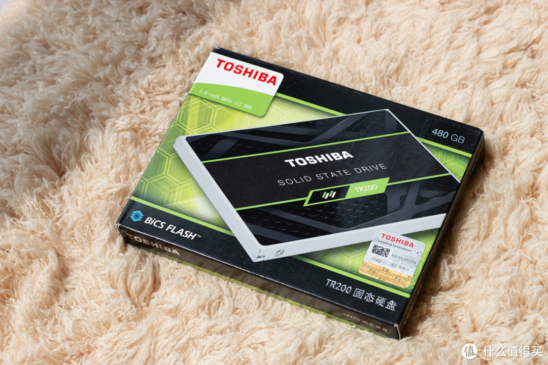 ​装机硬盘实战篇：东芝TR200 SSD传输超500MB/S