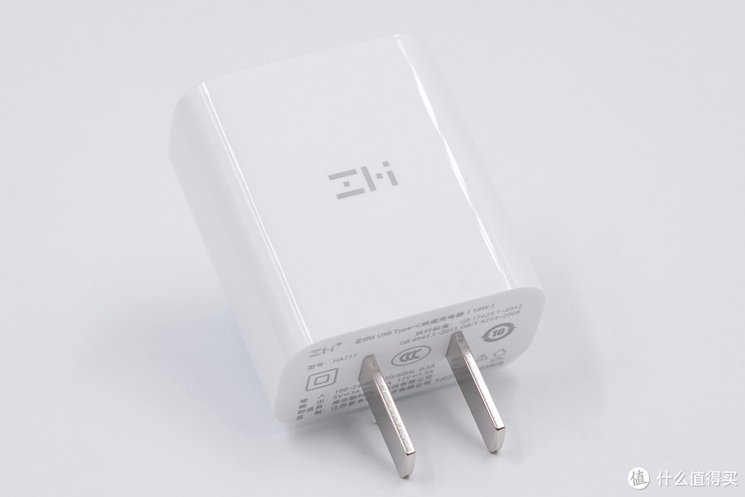 比苹果18W还小巧，紫米18W USB-C PD充电器上手评测