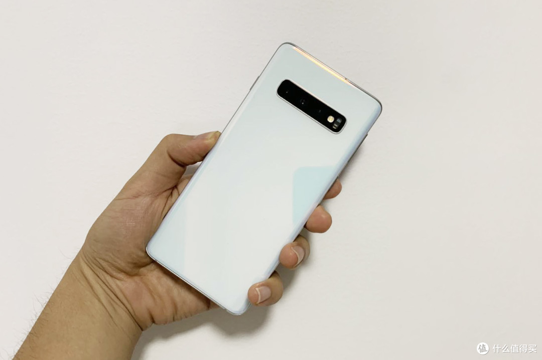 三星Galaxy S10体验报告:只有2点让我难受