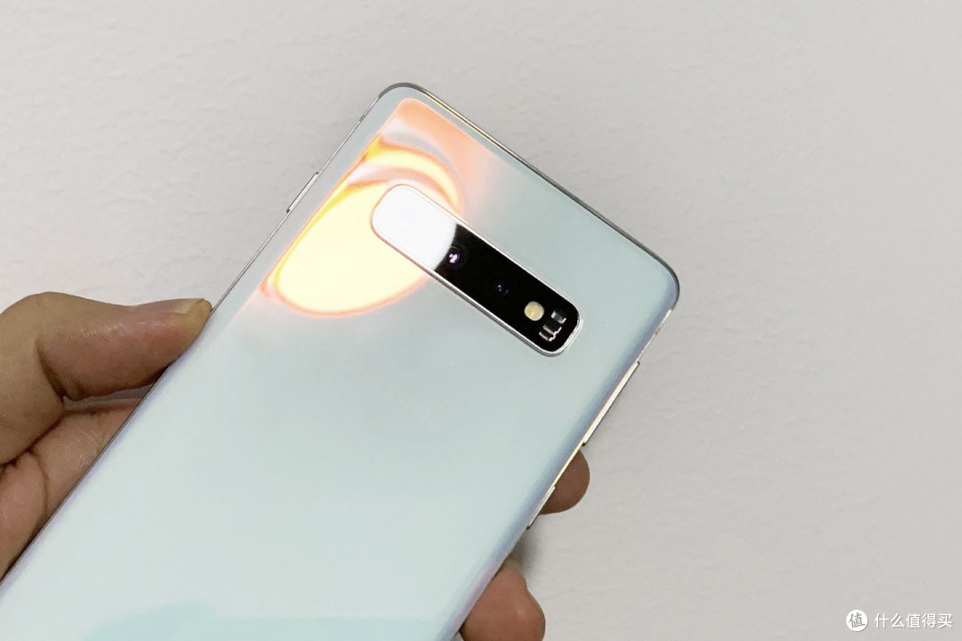三星Galaxy S10体验报告:只有2点让我难受