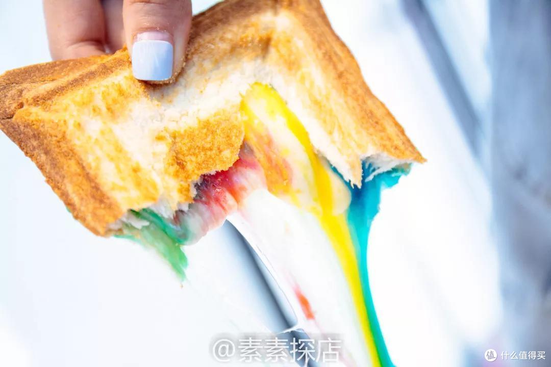 素素探店丨ins爆红、全球风靡的彩虹吐司？就在星光里的一餐吖！