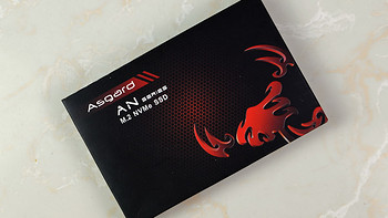 阿斯加特 256G M.2 SSD外观展示(本体|螺丝刀|接口|铭牌|散热片)
