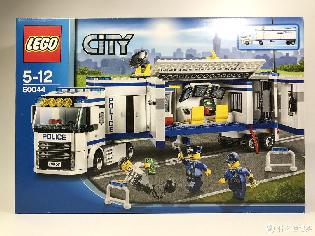 白色“擎天柱”：LEGO 乐高 CITY 城市系列 60044 流动警署