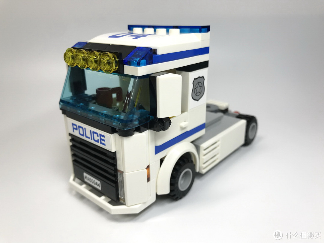 白色“擎天柱”：LEGO 乐高 CITY 城市系列 60044 流动警署