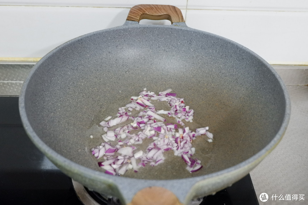 据说它的热量比苹果还低？用它代替主食，不节食轻松甩脂