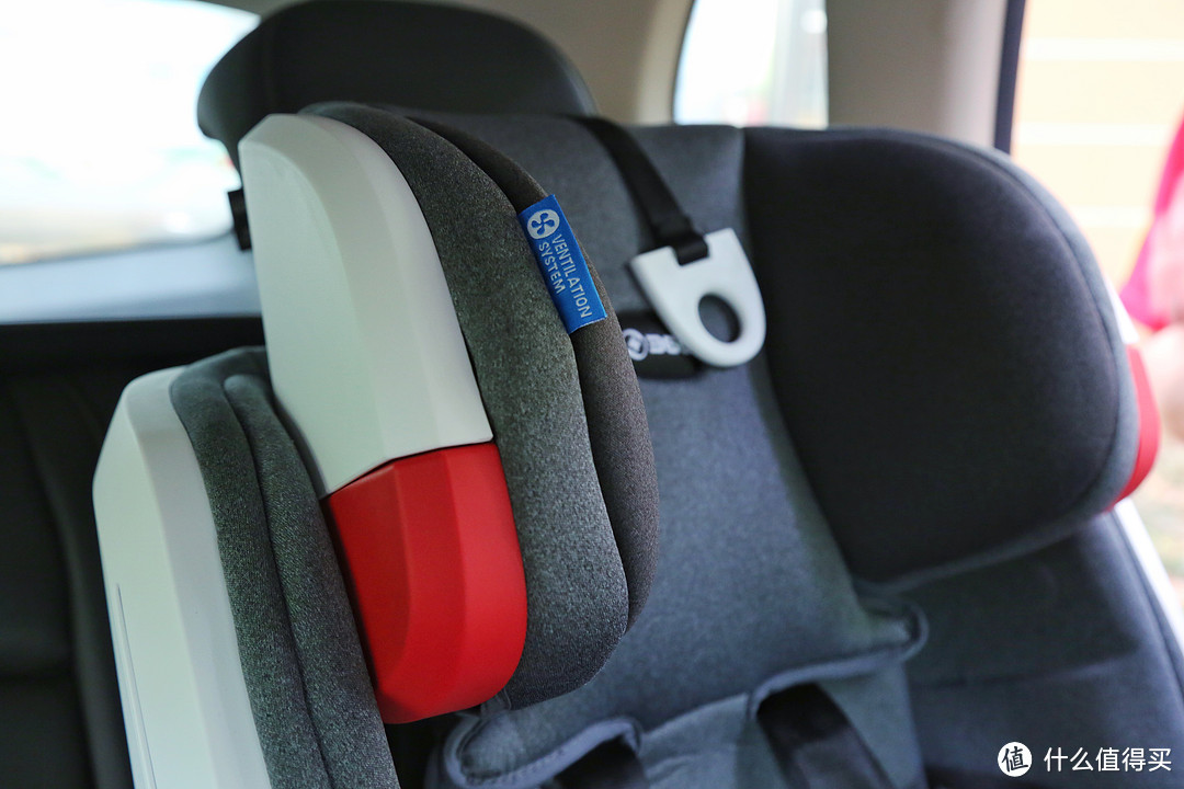 360智能儿童安全座椅－－享受飞驰中的头等舱