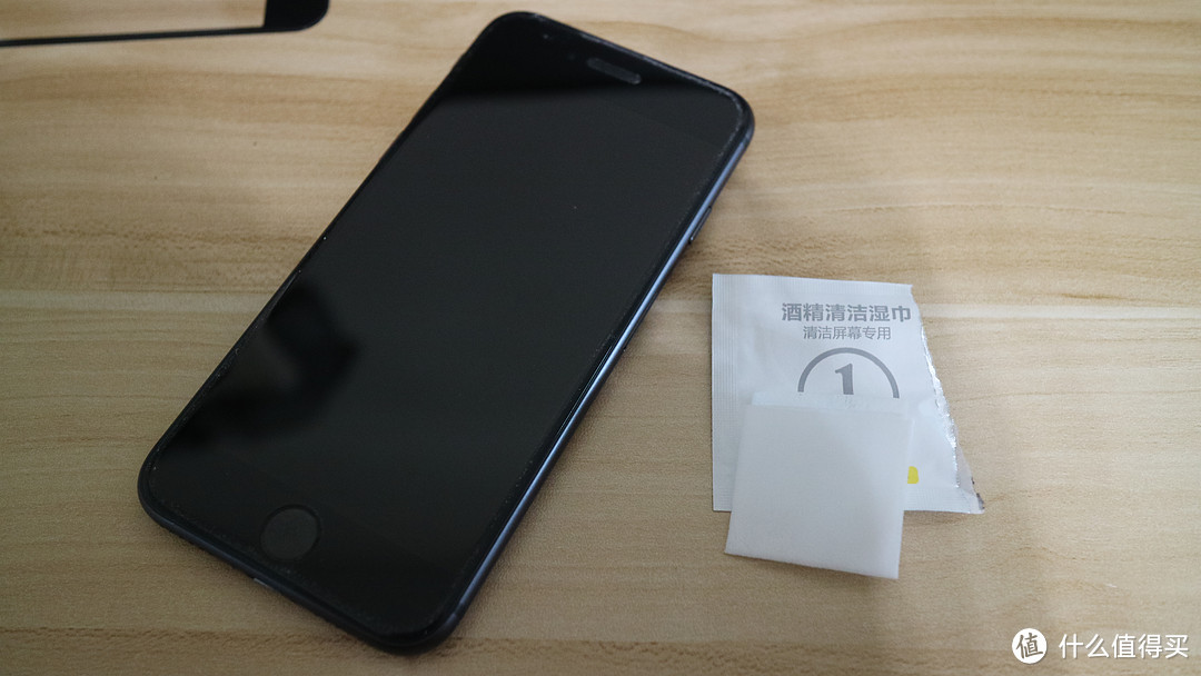 贴好膜、用闪魔 - 如何简单的贴一张iPhone 8 全屏玻璃钢化膜