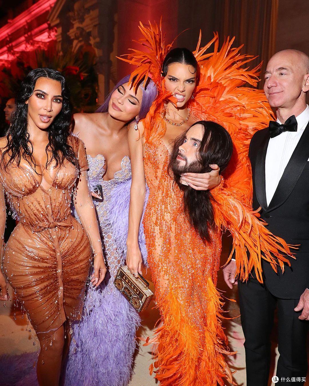 LadyGaga红毯现场换装,MetGala精彩堪比西游记!