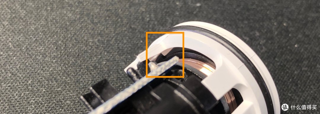 仅供参考,实际操作过程中不需要将牙刷本体取出。