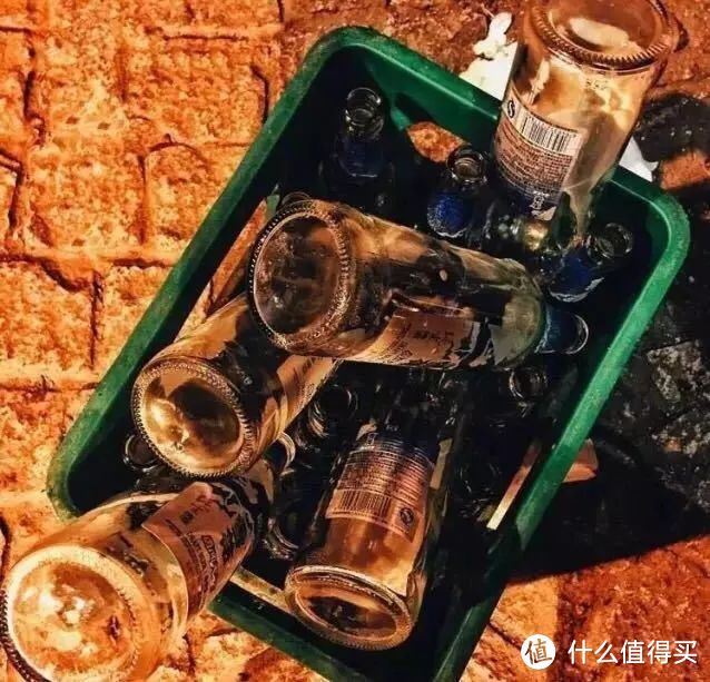 火锅只是它美食界的冰山一角，酣畅淋漓地吃上一天才是去重庆旅行的正确打开方式