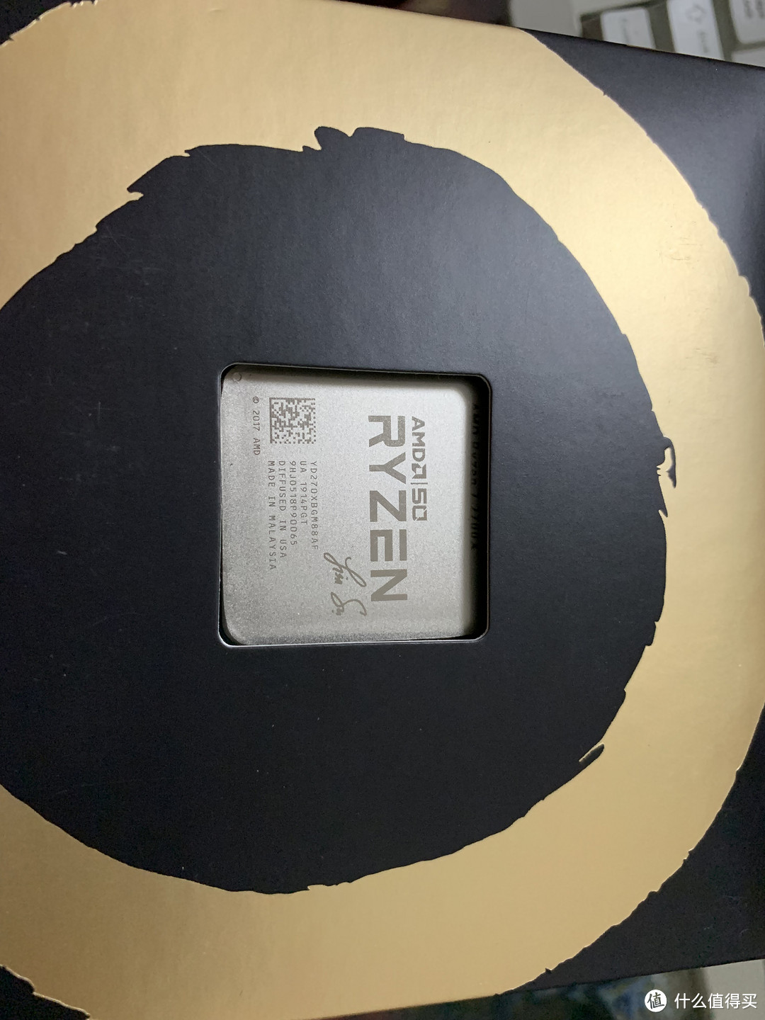 AMD的那个50周年的2700X到底是个什么样的存在？