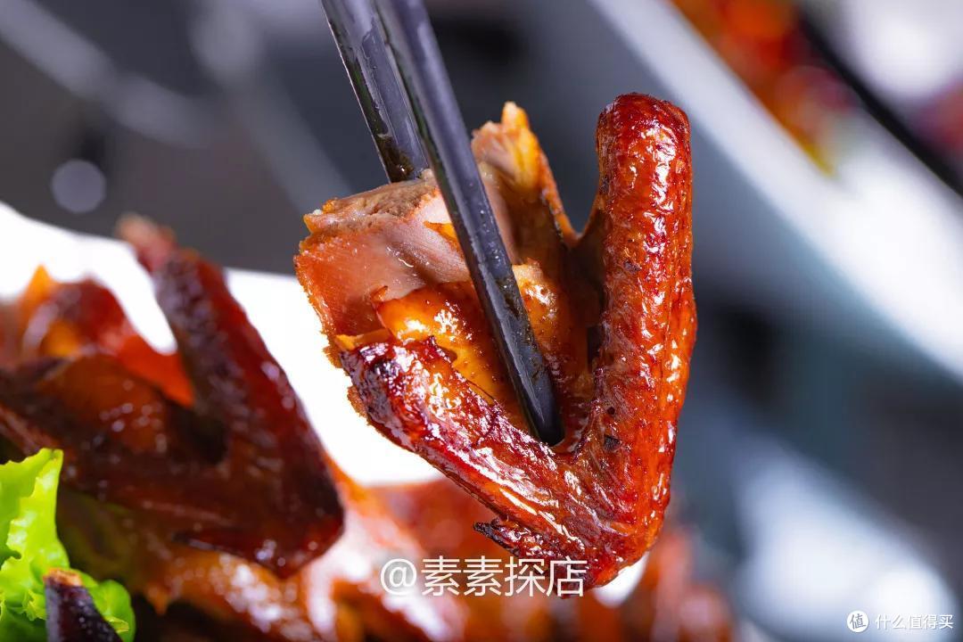 素素探店丨莫文蔚来青三天打卡两次的网红店?是仙霞岭路48号的开海啊!