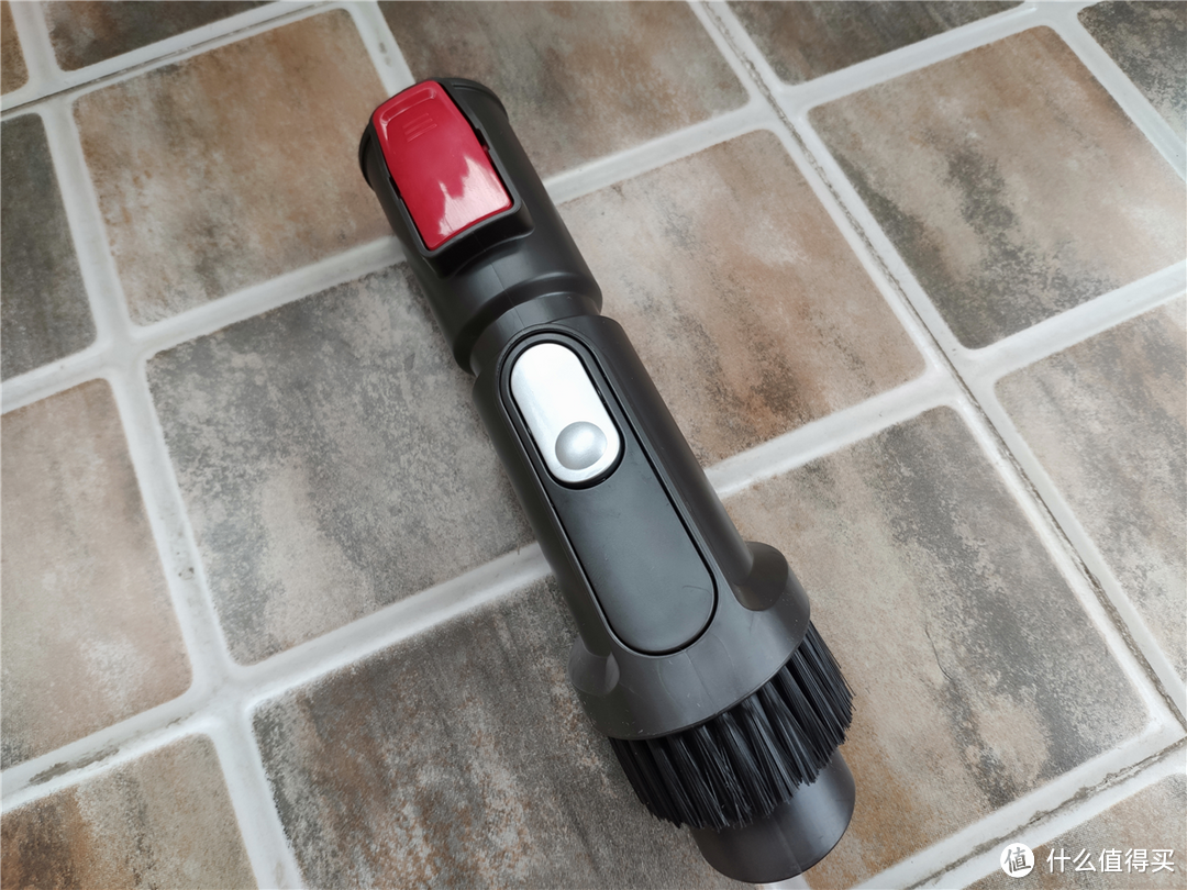 清尘除螨，家居帮手美的吸尘器P5 Pro测评