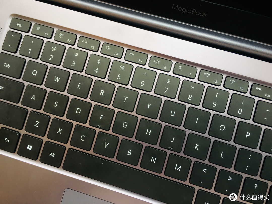 魔法互传:荣耀MagicBook 2019锐龙版使用体验