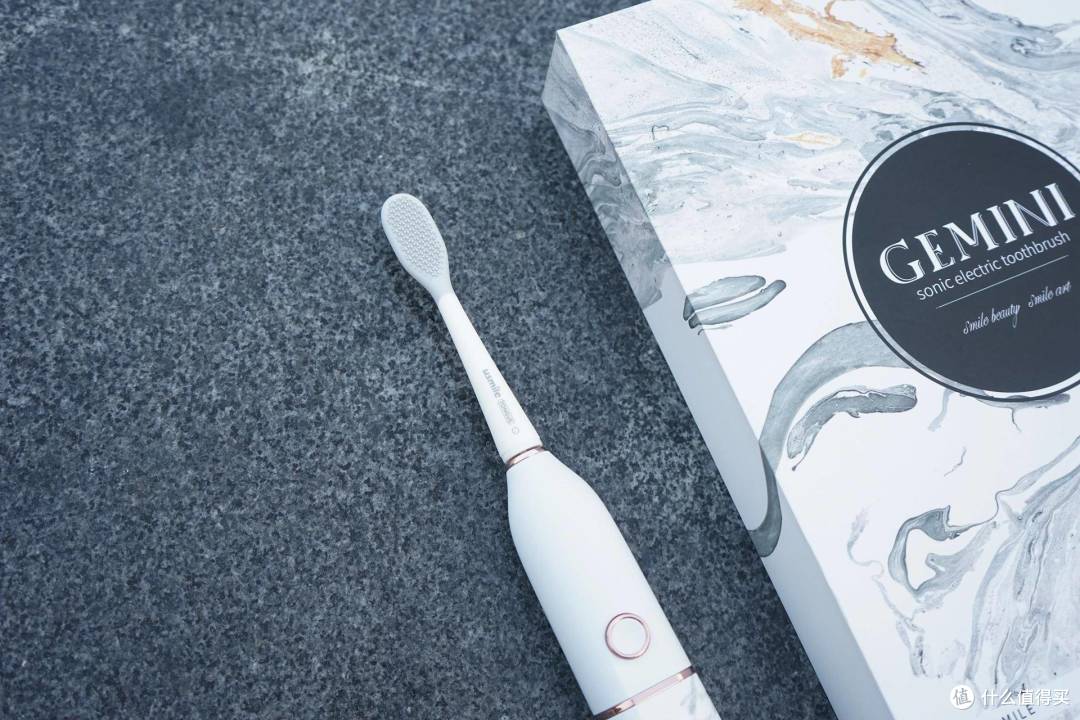 usmile声波电动牙刷U2评测:颜值在线,呵护牙齿更健康!