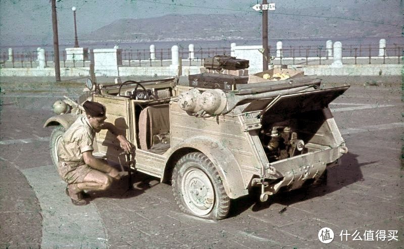 英军在西西里岛缴获的桶车，摄于1943年，西西里