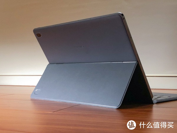 全新HUAWEI MateBook E到底香不香？