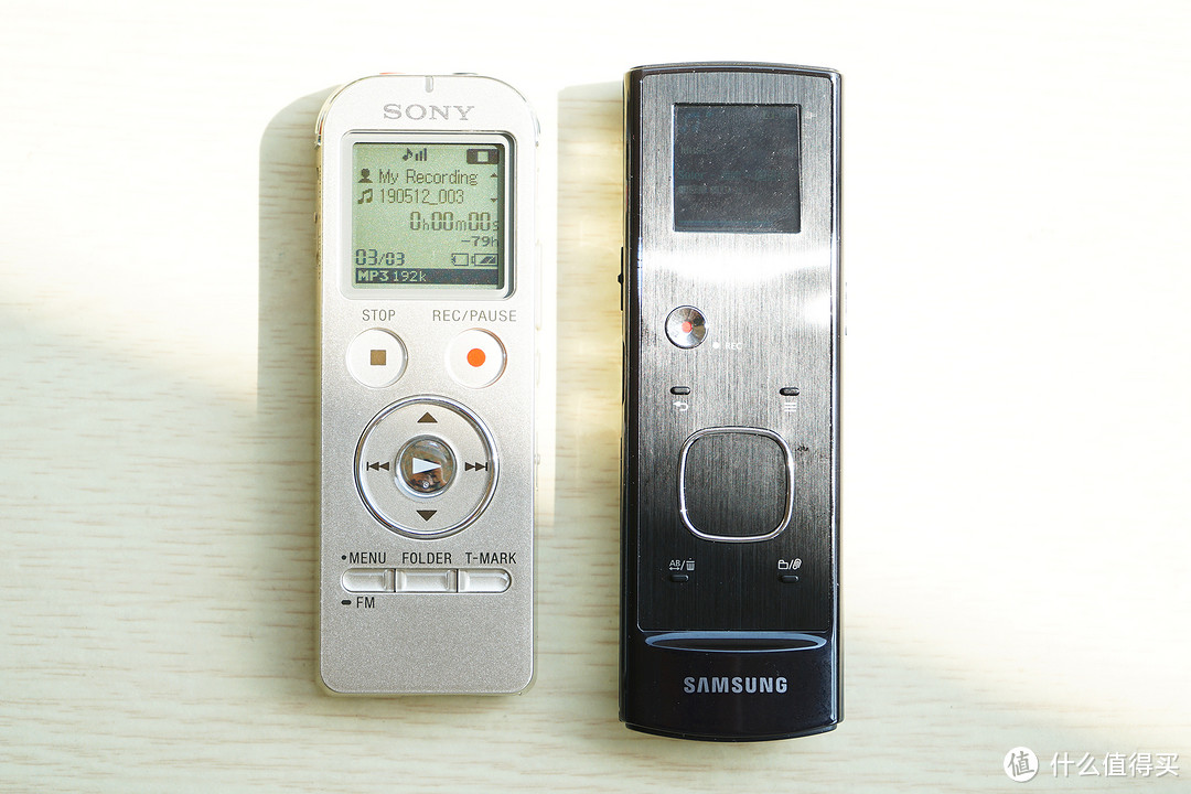 MP3、FM收音机、随时充电,刚买的SONY索尼UX534F录音笔