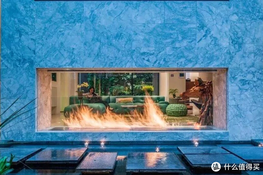 退休后,老夫妻重建了50岁的老房子,却没给子女留一间卧室