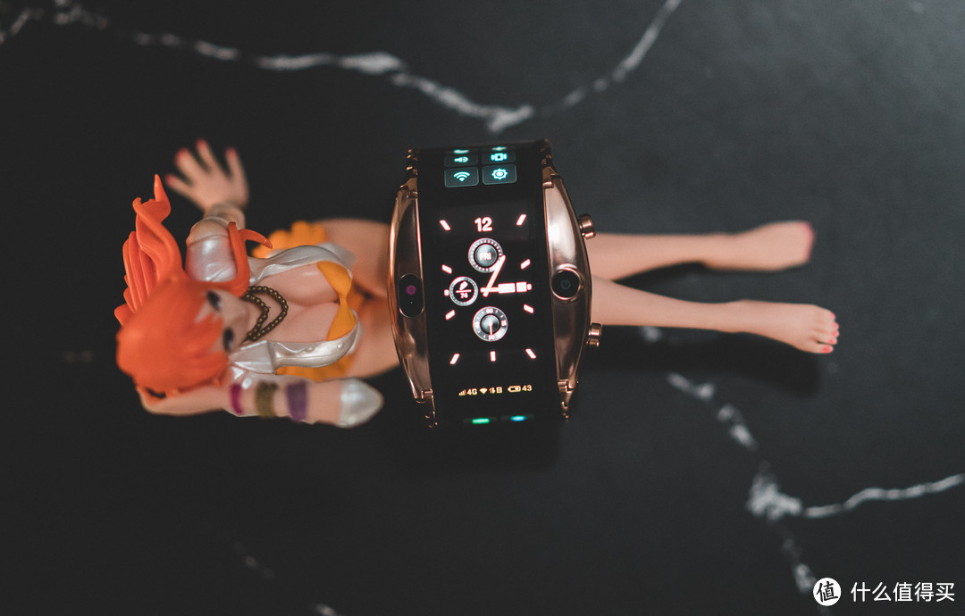 新生物种“腕机”：努比亚阿尔法 柔性屏智能穿戴手表详细体验