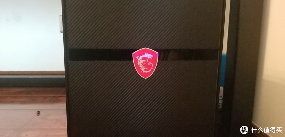 听说这个标志也是信仰,可我还是喜欢那个发光的眼睛,哈哈哈!