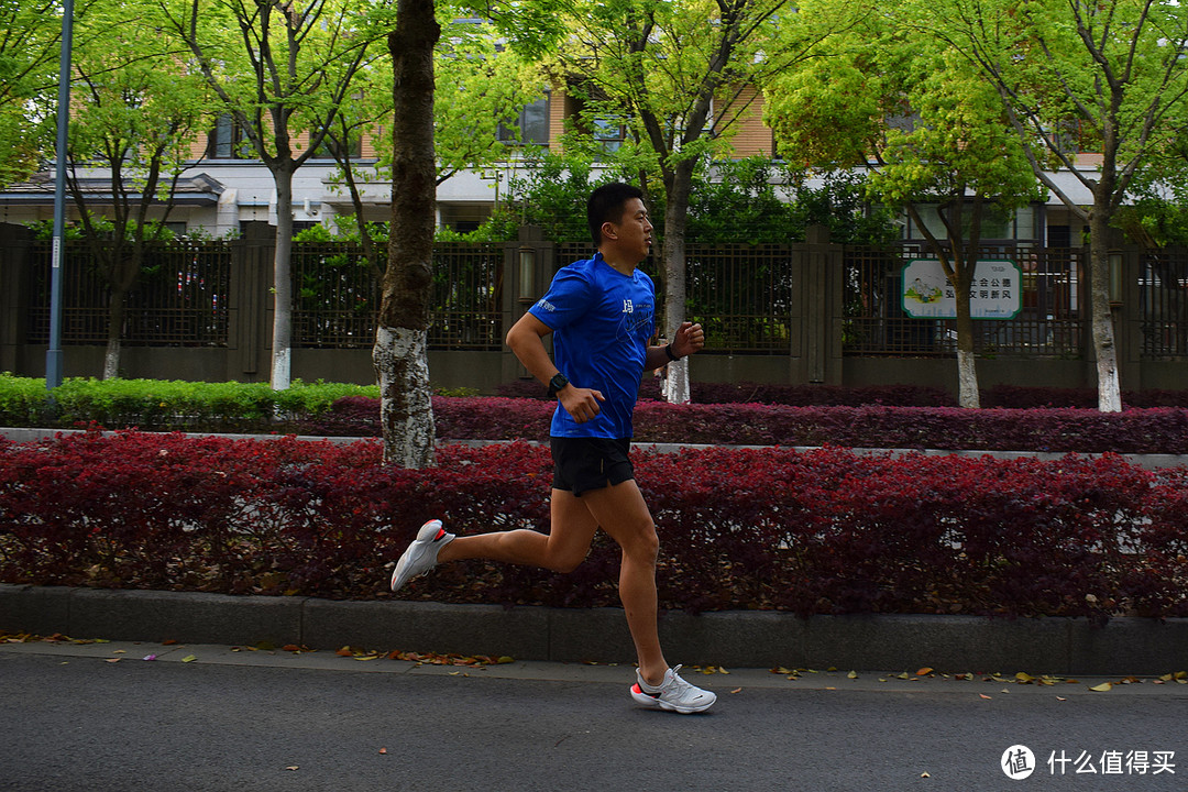 回归的Free,来的有点强势—Nike Free RN 5.0跑鞋实测篇