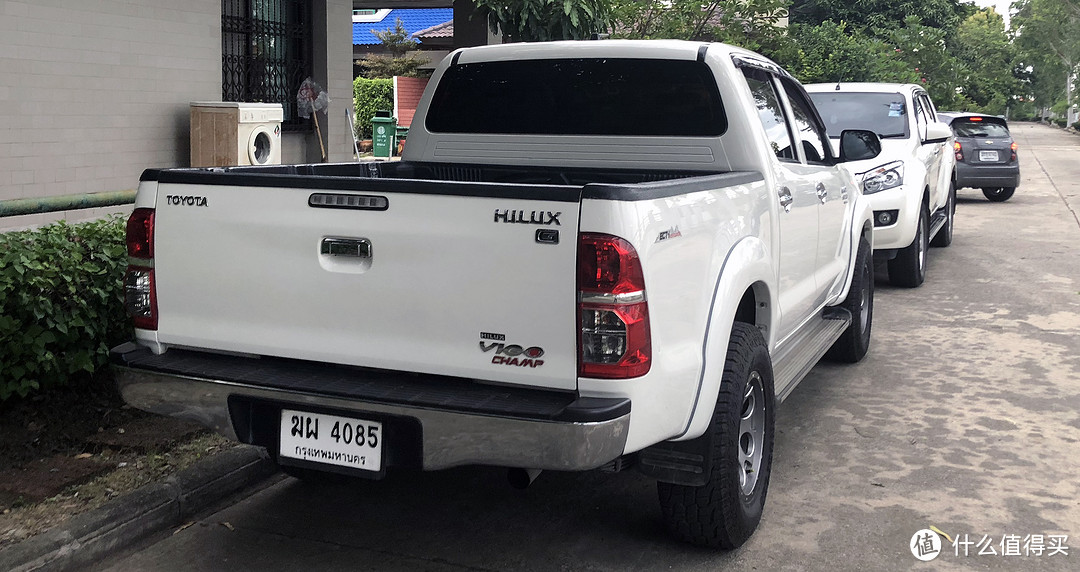 丰田HILUX