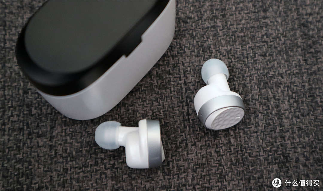 派美特T5真无线耳机体验：低调内涵有设计，关键性价比高！