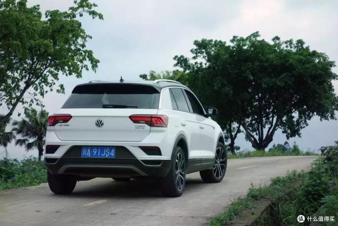 全面对比大众探歌与雷诺科雷嘉：精致与实惠，你站谁？
