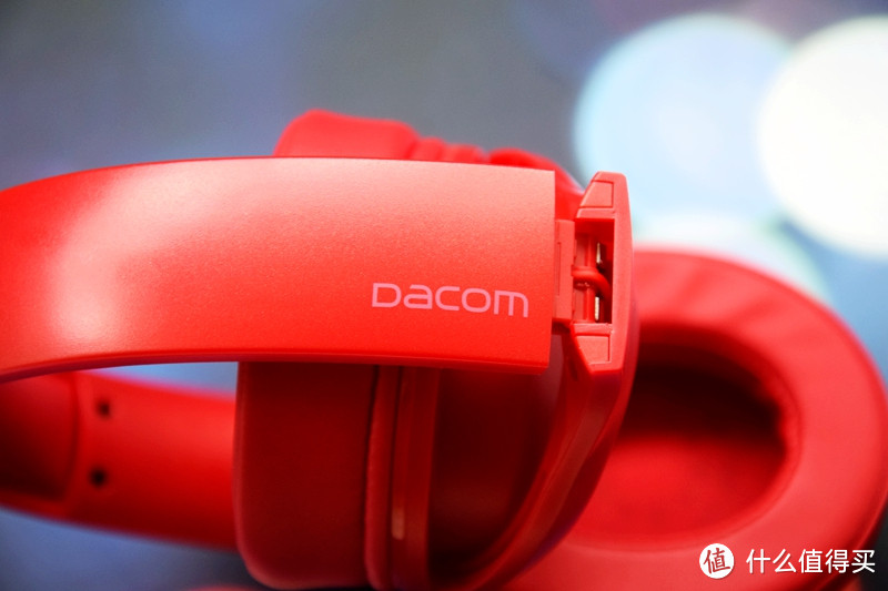 双动圈+四喇叭+长续航，Dacom HF002蓝牙耳机生活中处处是灵感