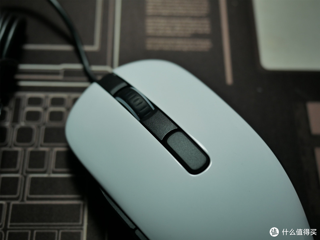 灵动出色--SteelSeries赛睿Rival 106游戏鼠标评测报告