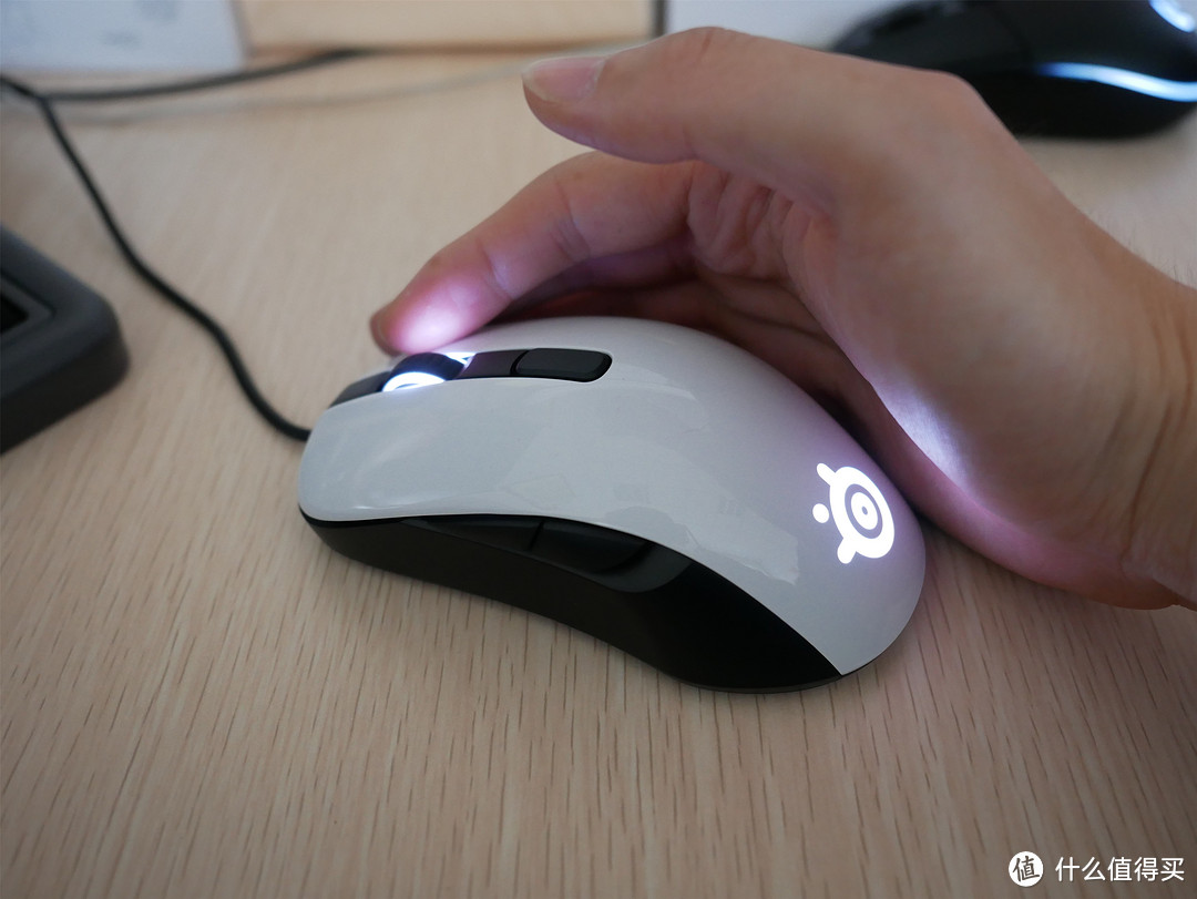 灵动出色--SteelSeries赛睿Rival 106游戏鼠标评测报告