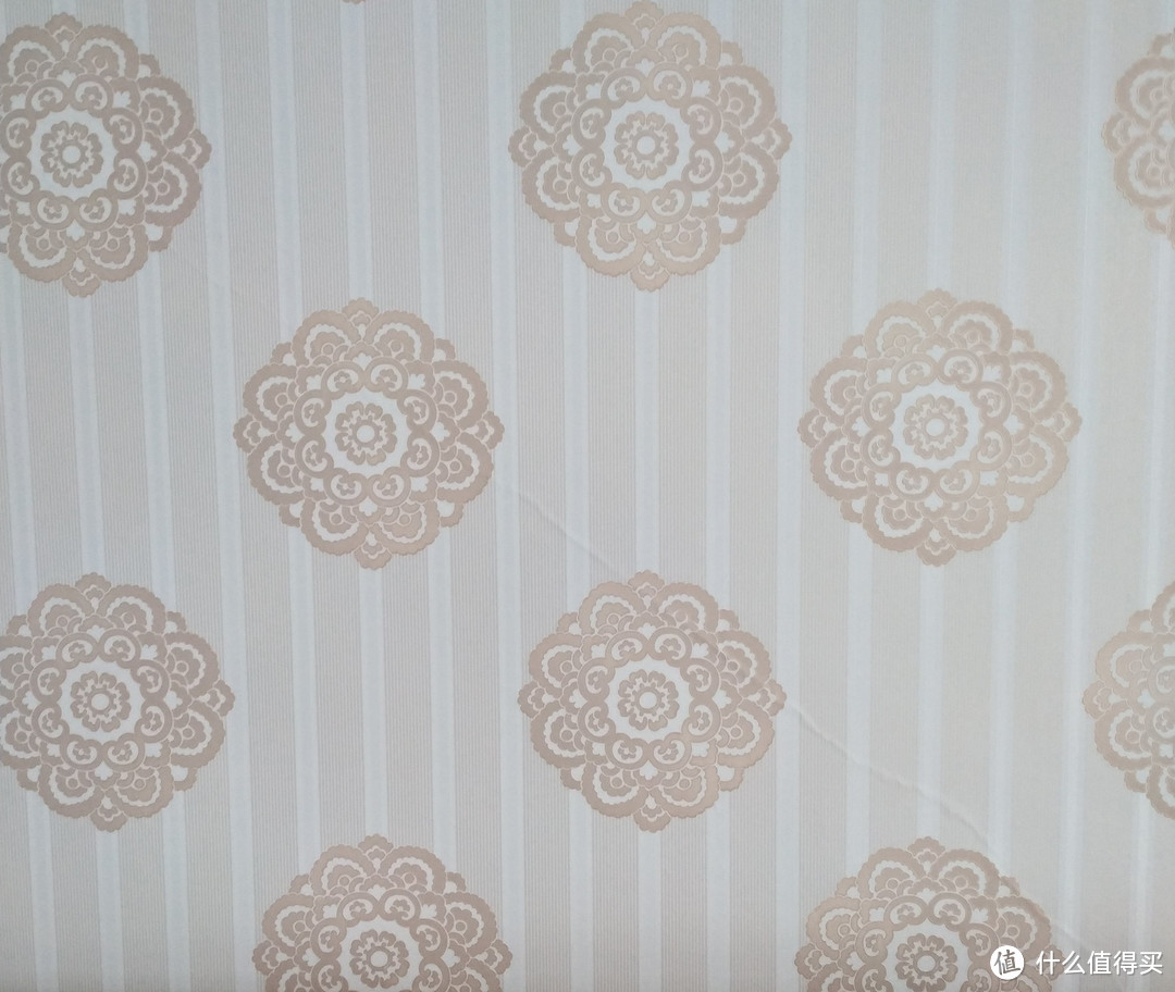 “LG Hausys韩国原装进口墙纸   婴幼儿环保标准  欧洲纺织品一级品质”——  你的幸福空间由我守护