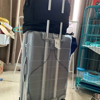 无印良品 20寸拉杆箱外观展示(外壳|拉链|底部|刹车线|脚轮)