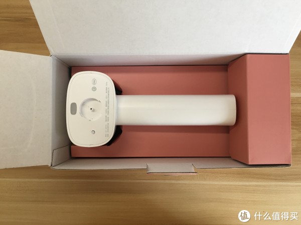 挂烫机开箱时有少许灰尘