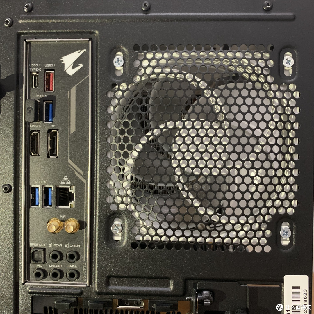 RGB.水冷.侧透的时代只选择了侧透——恩杰H200装机及WIN10黑苹果搭建