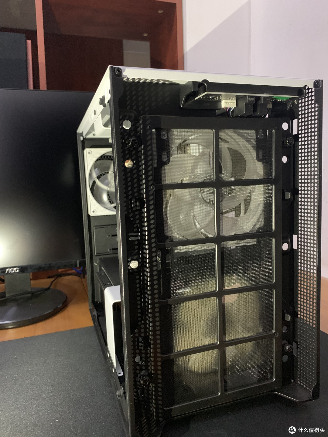 RGB.水冷.侧透的时代只选择了侧透——恩杰H200装机及WIN10黑苹果搭建