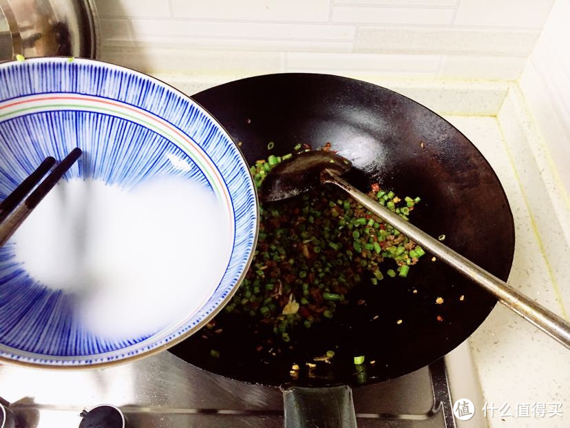 贵州风味下饭菜：糟辣椒炒肉末豇豆角