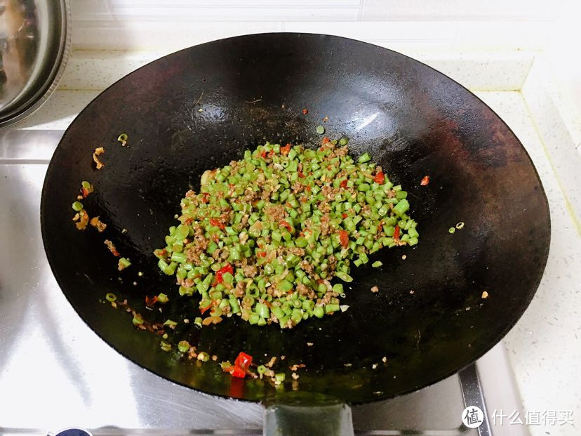 贵州风味下饭菜：糟辣椒炒肉末豇豆角