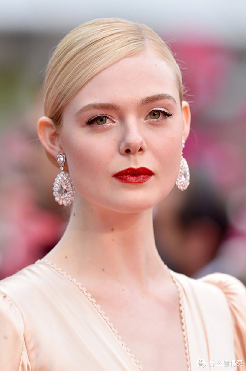 （Elle Fanning 图片来源于网络）