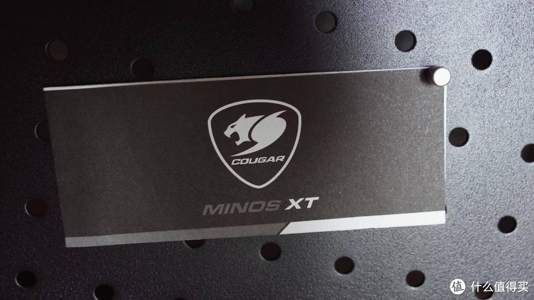 黑暗中的狩猎者-骨伽Minos XT RGB鼠标开箱使用体验