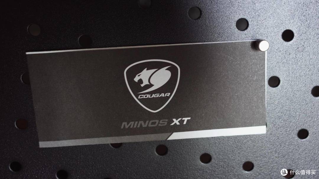 黑暗中的狩猎者-骨伽Minos XT RGB鼠标开箱使用体验