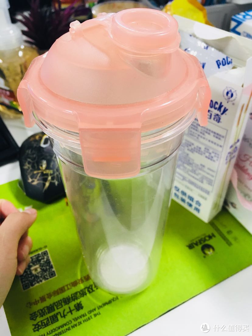 想多喝水?可能你需要一个这样的杯子
