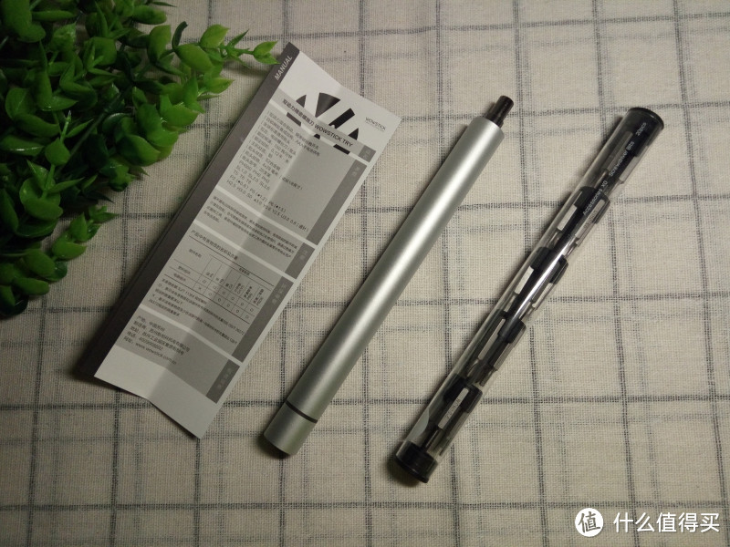拆机更省时省力,WOWSTICK TRY双动力精密螺丝刀体验