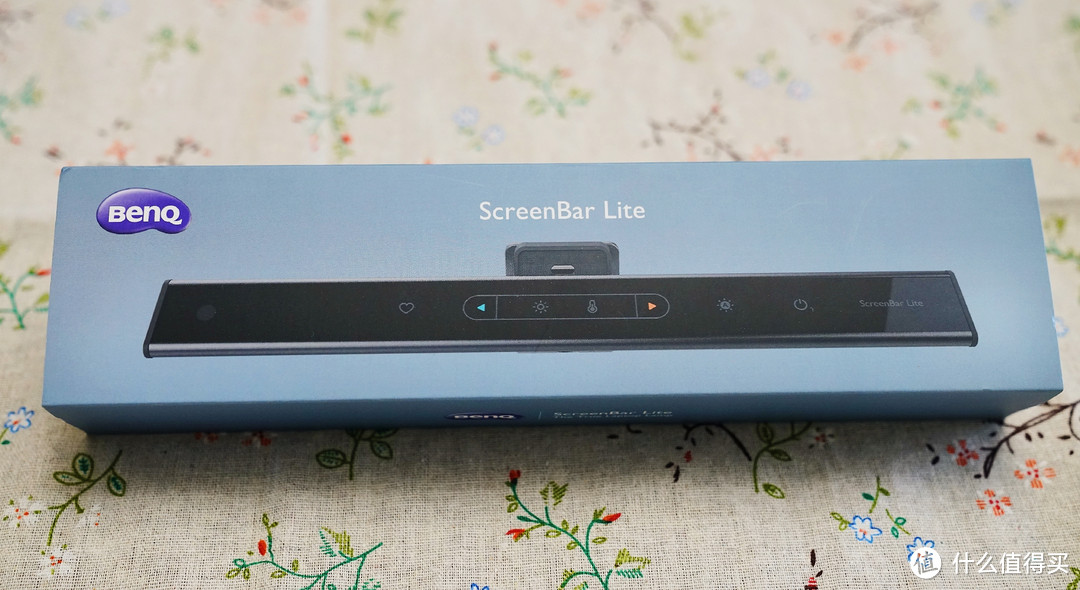 能翻转，可移动；会读屏，更懂你—明基ScreenBar Lite笔记本挂灯开箱评测