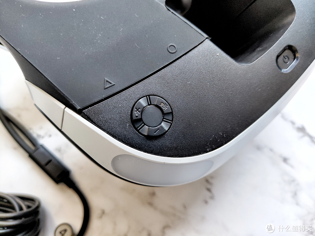 游走在幻境与现实之间——PlayStation VR深度评测及《除夕:双鱼玉佩》体验报告